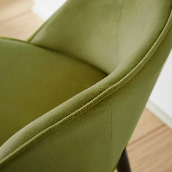 Lillia Velvet Bar Stool 7 Lillia Velvet Bar Stool - Image 5