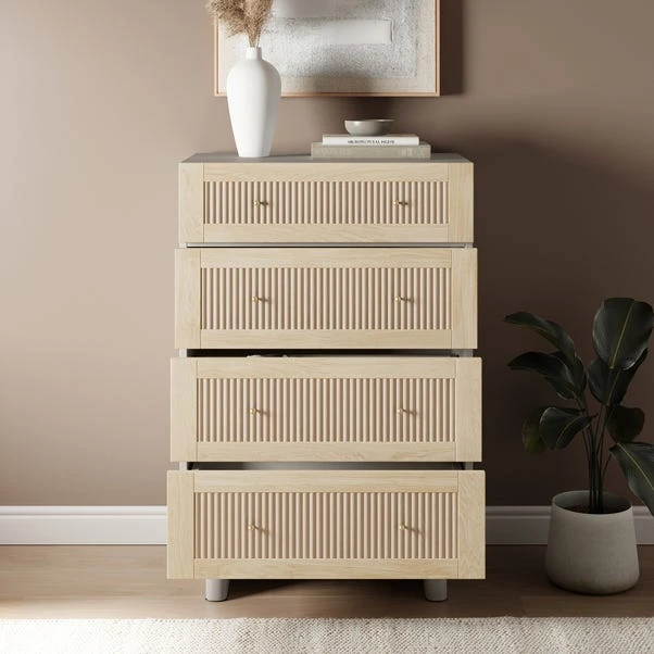 Maeva 4 Drawer Chest, Light Oak Effect 4 Maeva 4 Drawer Chest, Light Oak Effect - Image 2