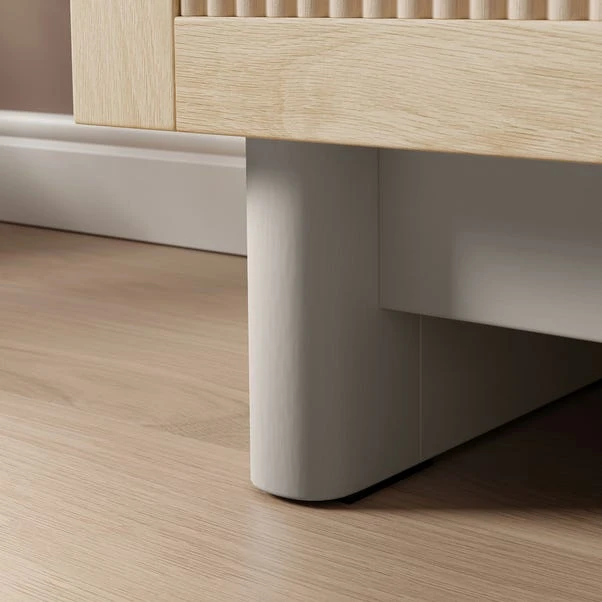 Maeva 4 Drawer Chest, Light Oak Effect 7 Maeva 4 Drawer Chest, Light Oak Effect - Image 5