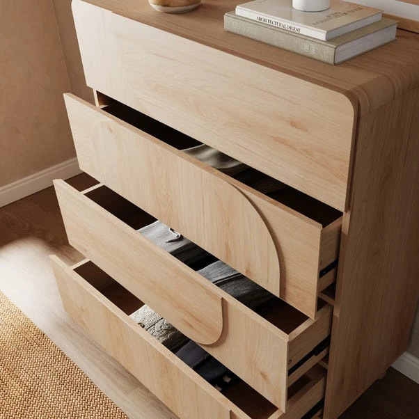 Aldo 4 Drawer Chest, Light Oak 5 Aldo 4 Drawer Chest, Light Oak - Image 3