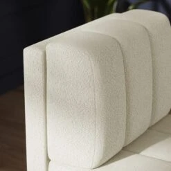 Amali Small Dining Bench, Boucle -Online Furniture Store 30912456 alt02