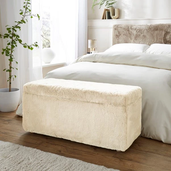 Elysia End Of Bed Ottoman, Faux Fur 17 Elysia End Of Bed Ottoman, Faux Fur - Image 15