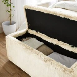 Elysia End Of Bed Ottoman, Faux Fur 38 Elysia End Of Bed Ottoman, Faux Fur -Online Furniture Store 30914894 alt02