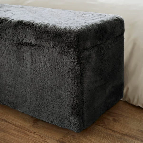 Elysia End Of Bed Ottoman, Faux Fur 13 Elysia End Of Bed Ottoman, Faux Fur - Image 11