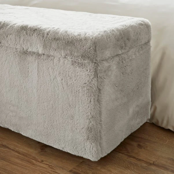 Elysia End Of Bed Ottoman, Faux Fur 6 Elysia End Of Bed Ottoman, Faux Fur - Image 4
