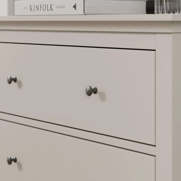 Lynton 3 Drawer Chest 6 Lynton 3 Drawer Chest - Image 4