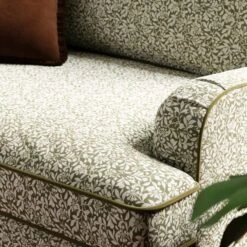 Beatrice Chartwell Leaf Snuggle Chair -Online Furniture Store 30927536 alt02