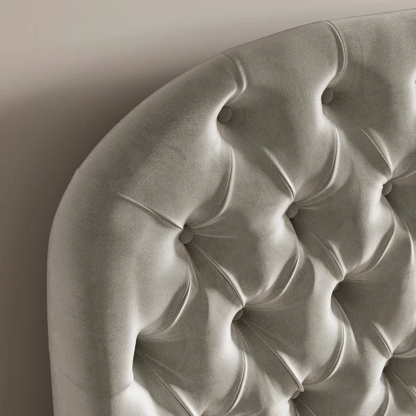 Aldbury Chesterfield Bed Frame 13 Aldbury Chesterfield Bed Frame - Image 11